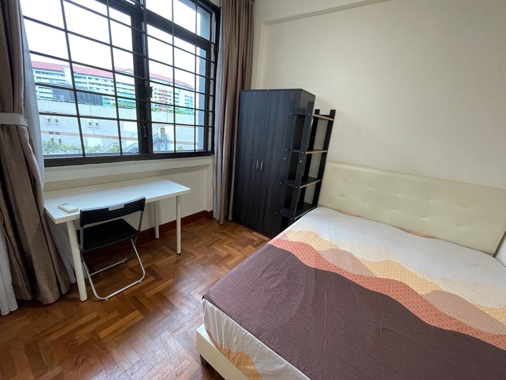 Room For rent/43 JURONG EAST AVENUE 1, PARC OASIS BLK HIBISCUS 60977 Road/commen /for 1pax/2pax Available Immediate  - Toa Payoh 大巴窑 - 整个住家 - Homates 新加坡