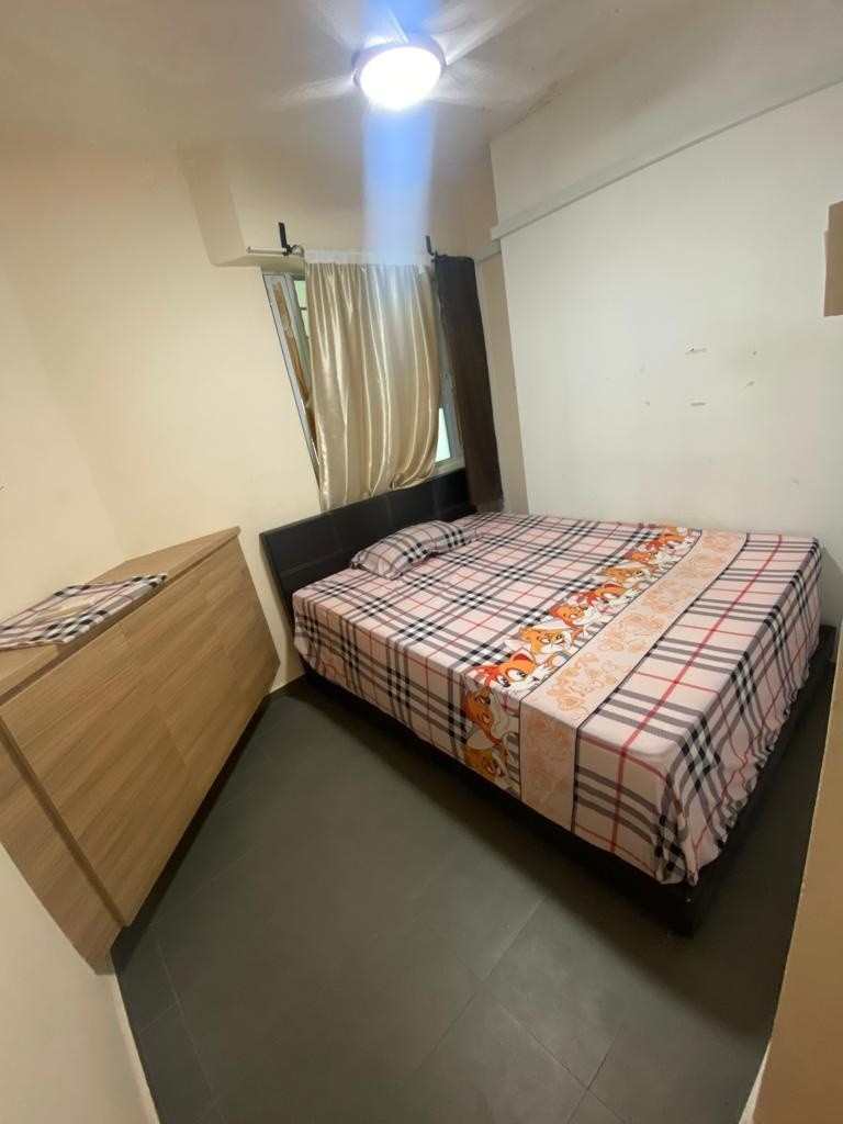Room for rent / Jurong East / Common room / 1pax stay / Available 2 Sept - Jurong East 裕廊东 - 分租房间 - Homates 新加坡