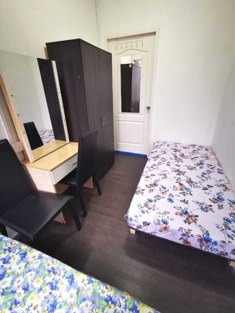 Room for rent / Kembangan MRT / Common room / 1pax stay / Available 12 October - Marine Parade 马林百列 - 分租房间 - Homates 新加坡