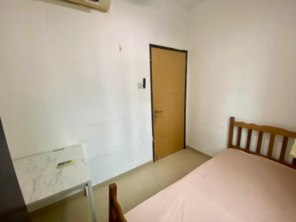 Room for rent / TOA PAYOH / Common room / 1pax stay / Available 26 Sept - Toa Payoh 大巴窑 - 分租房间 - Homates 新加坡