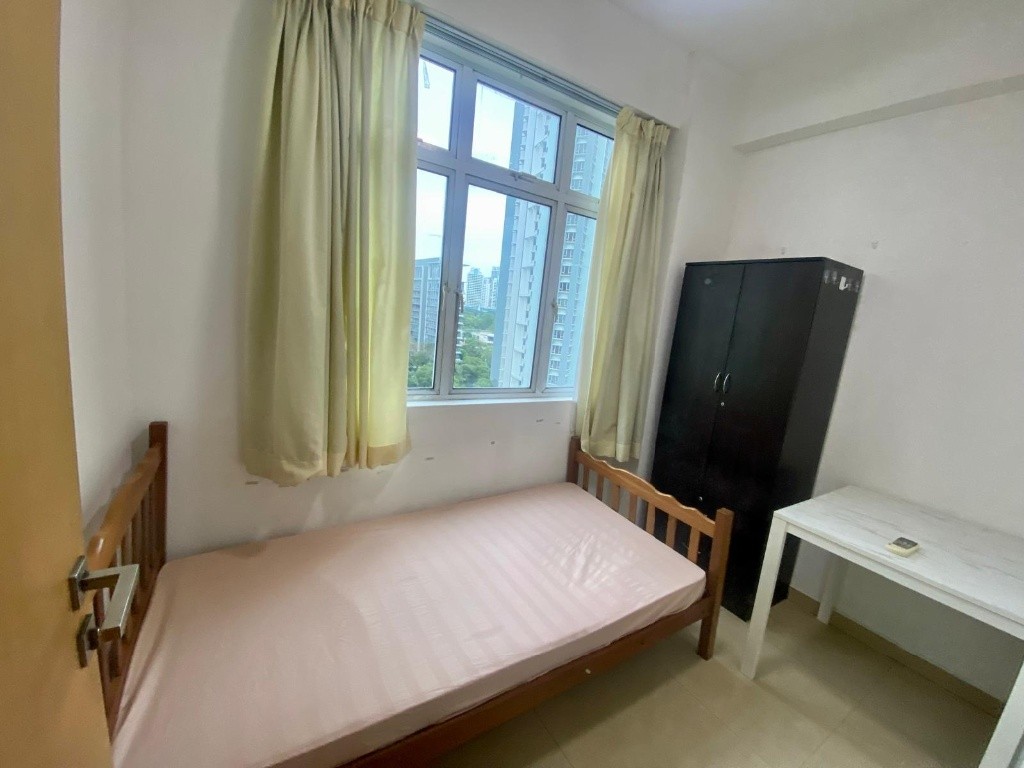Room for rent / TOA PAYOH / Common room / 1pax stay / Available 26 Sept - Toa Payoh 大巴窑 - 分租房间 - Homates 新加坡