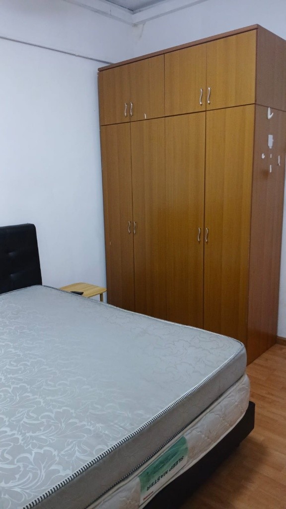 Room for rent / SOMERSET / Classic Queen Room / 1 - 2 pax stay / Available Nov 19 - Somerset - Bedroom - Homates Singapore