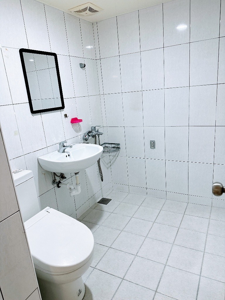 小巨蛋/國父紀念館電梯/新裝潢可租補稅 - Songshan - Flat - Homates Taiwan
