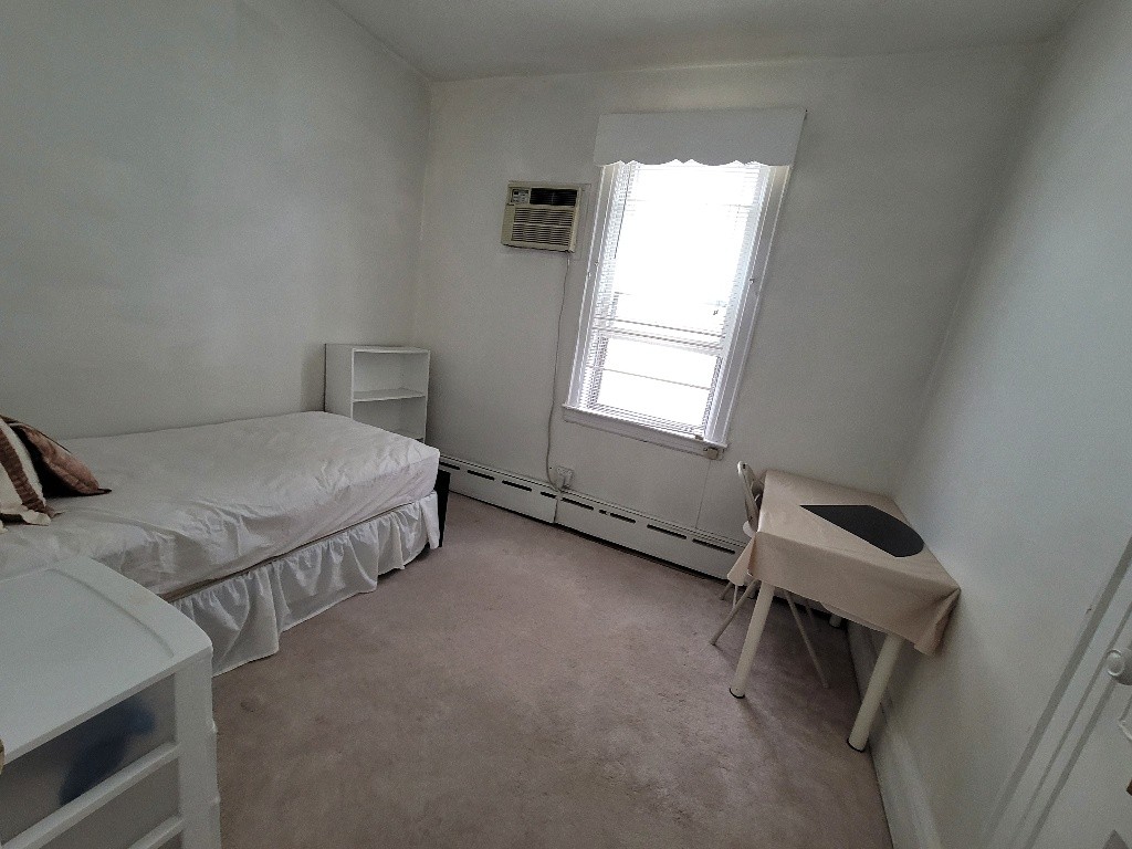 森林小丘單房出租 - Flushing - Bedroom - Homates United States