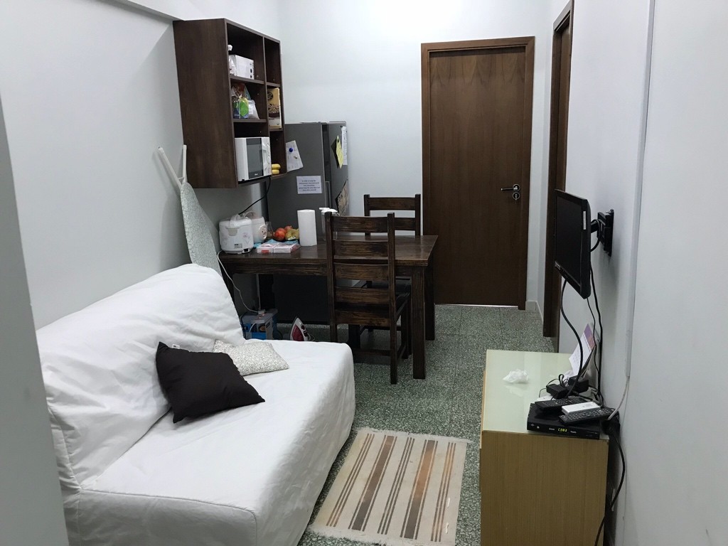 Service Apartment In Tenement Building - 佐敦/尖沙咀 - 房間 (合租／分租) - Homates 香港