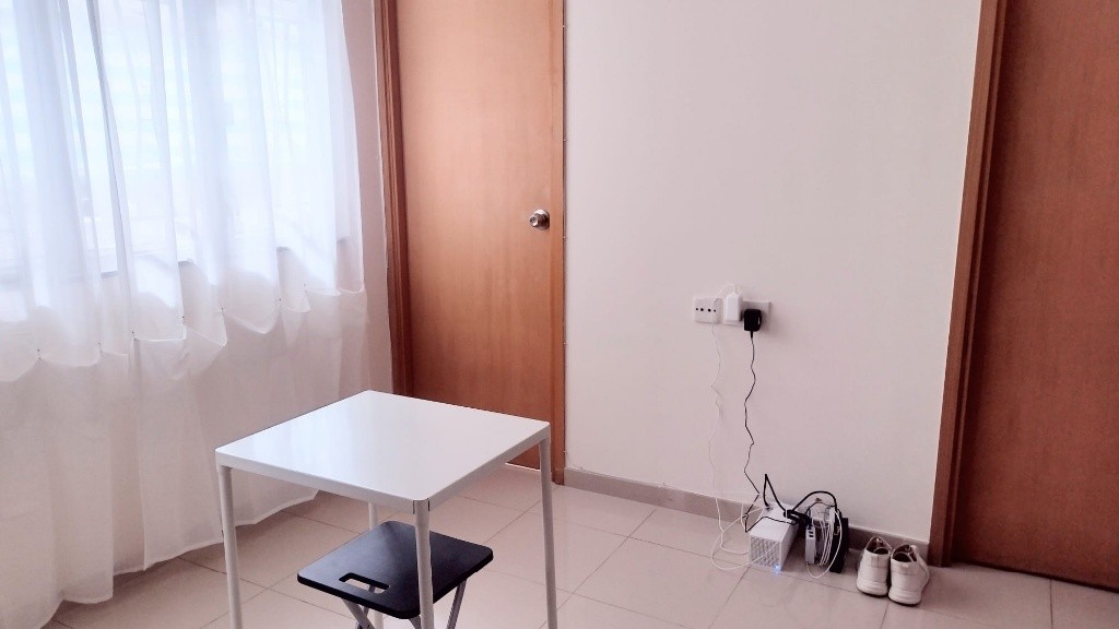 Bright Room in a 2-room Flat - 旺角/油麻地 - 房間 (合租／分租) - Homates 香港