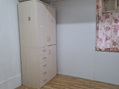 旺角開放式套房-近地鐡 - 迅華大廈