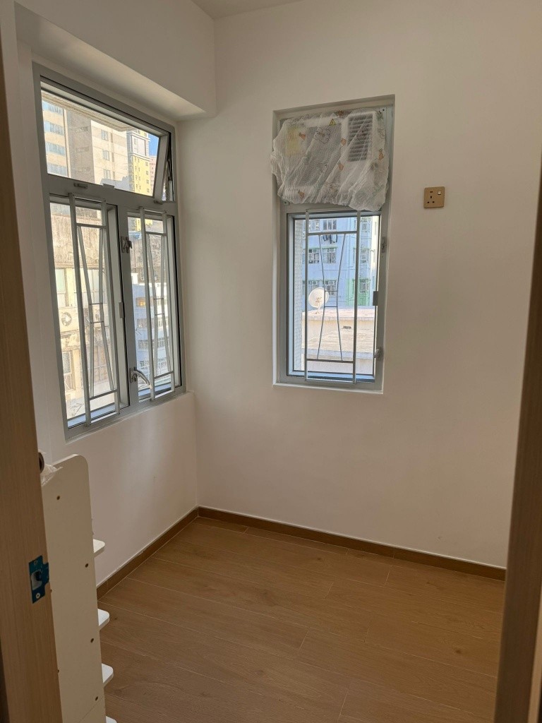 旺角時興大廈中層，1分鐘地鐵站 - 旺角/油麻地 - 住宅 (整間出租) - Homates 香港