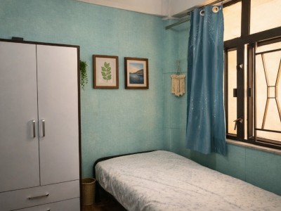 No agent !! New, bright light,  quiet, clean room available for rent (females only), Good location, 3 minutes from MTR station,  5 minutes by MTR to Admiralty !  - Waterloo road 