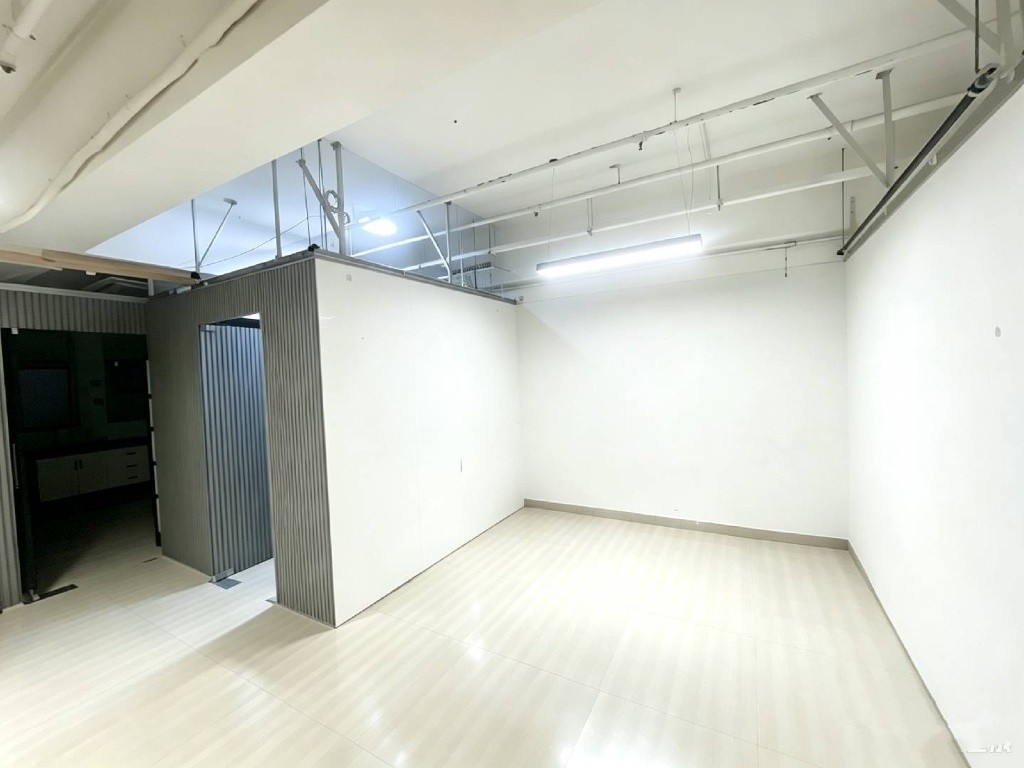 面积大，采光好，价格便宜 - 葵涌 - 工廠大廈 - Homates 香港