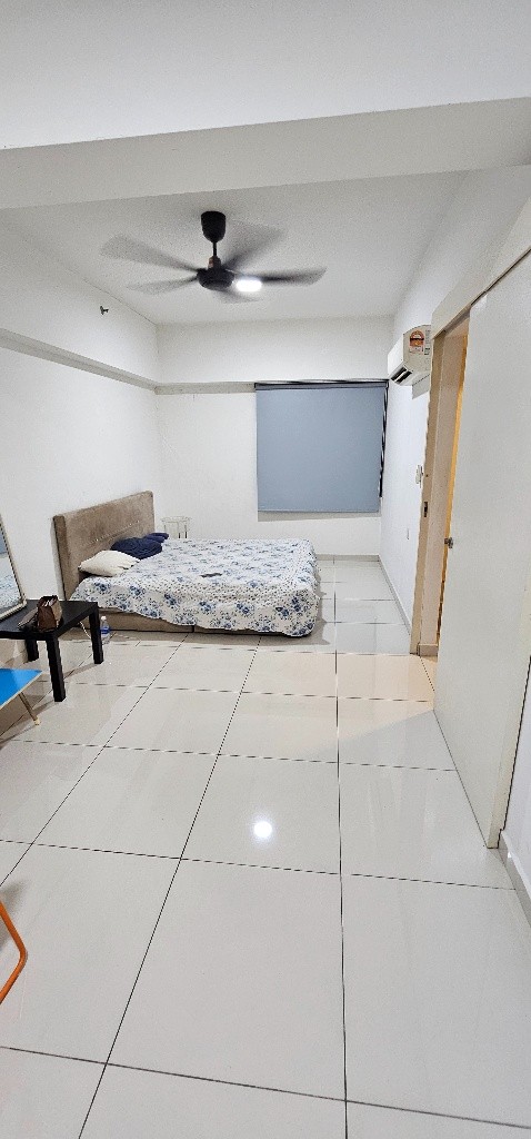 Roommate Wanted – Huge Studio Apartment Share at Avenue D'Vogue (Petaling Jaya) -  - 住宅 (整間出租) - Homates 馬來西亞