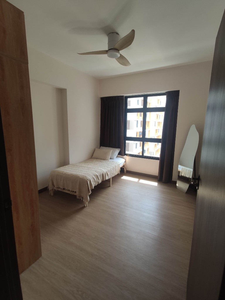 Quality Room for Rent | Will Cover Most of the Rent! - Tengah 登加 - 分租房間 - Homates 新加坡