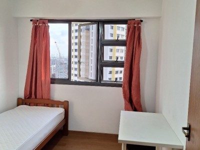 Common room for rent - Blk 464C Clementi Ave 1