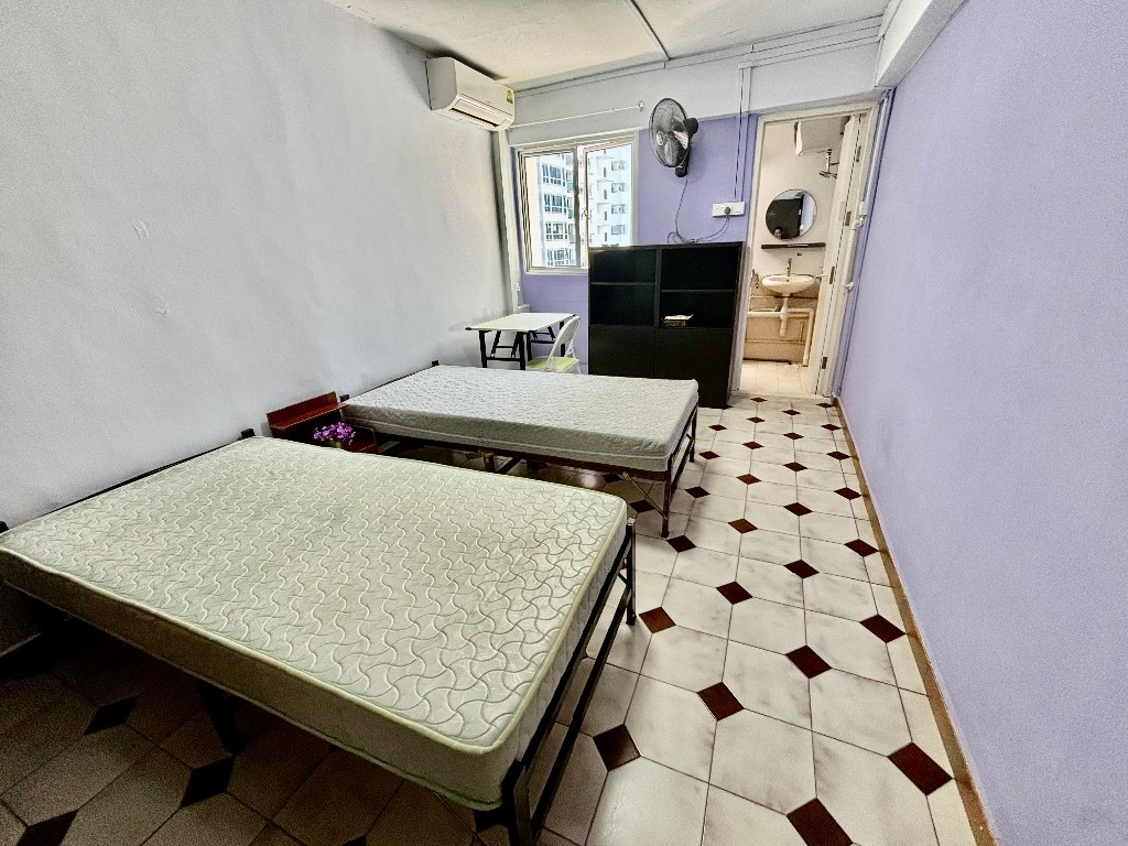 Rental of master bedroom for 2 females - Clementi 金文泰​​ - 分租房間 - Homates 新加坡