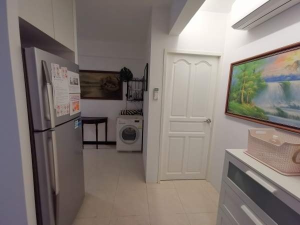 Room For Rent - Lucky Plaza Apartment RM4 - Orchard - Flat - Homates Singapore