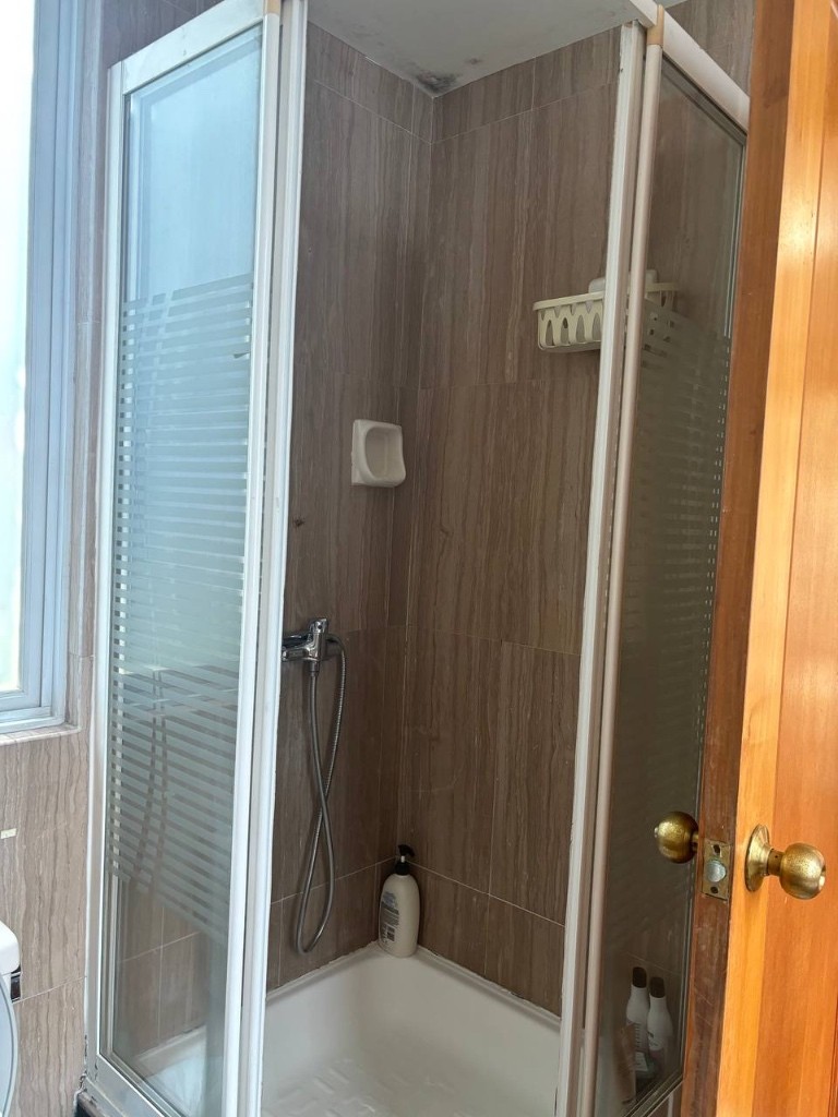 Master Bedroom in Novena (3 min walk from MRT) - Novena - Flat - Homates Singapore