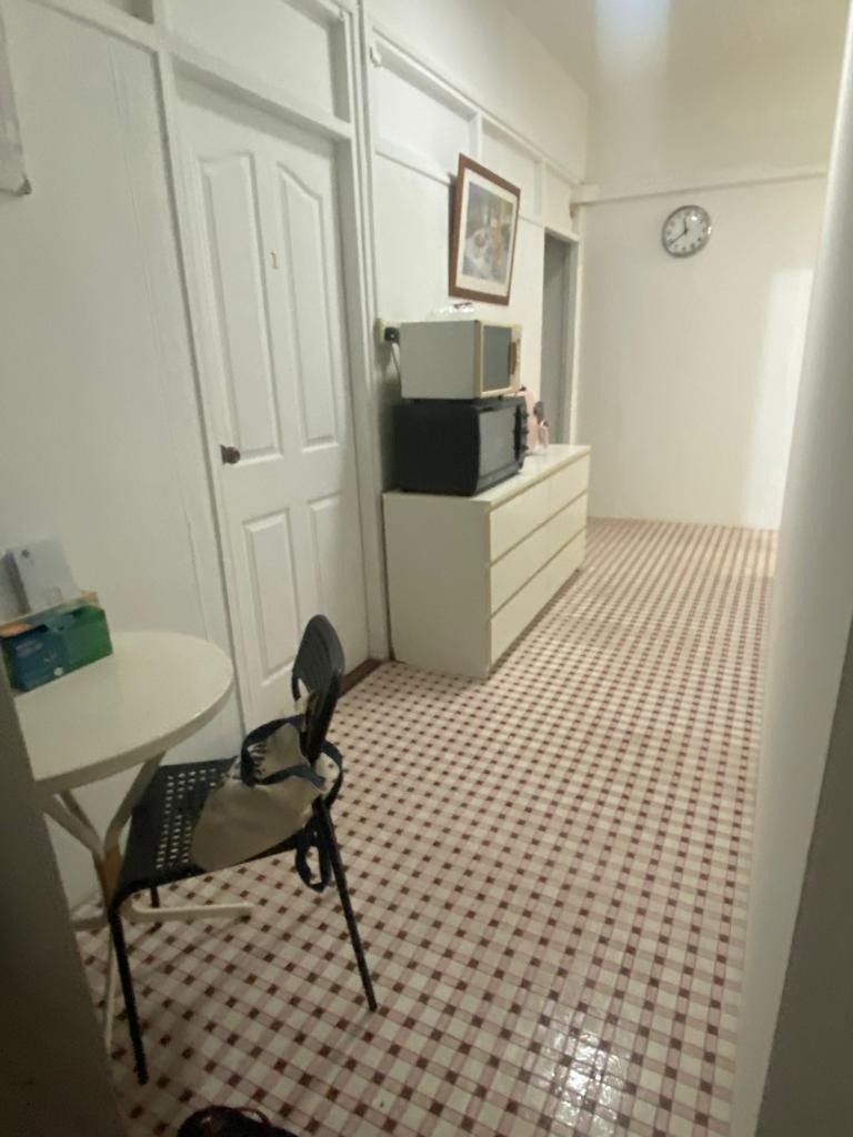 Available﻿ March 29 - Common Room/Include Utilities/Wifi/Aircon/No Agent Fee/Light Cooking Allowed/Washing Machine - Queenstown - Flat - Homates Singapore