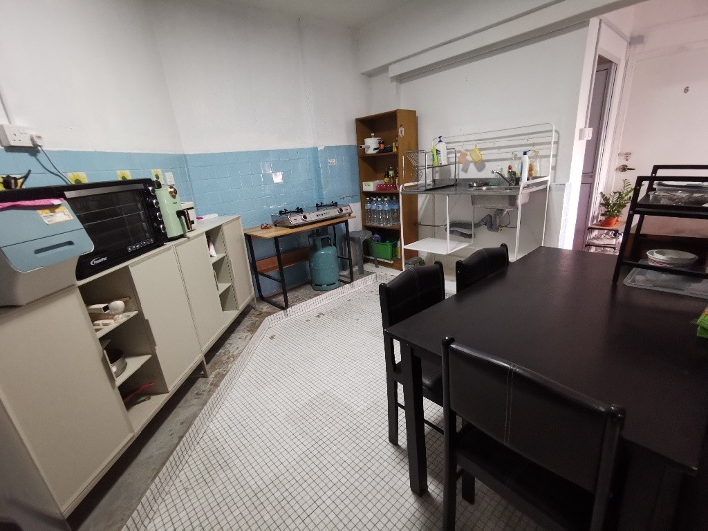 Room for rent / BRADDELL, MARYMOUNT, CALDECOTT MRT / Common room / 1pax stay / Available May 16 - Braddell 布萊徳 - 整個住家 - Homates 新加坡