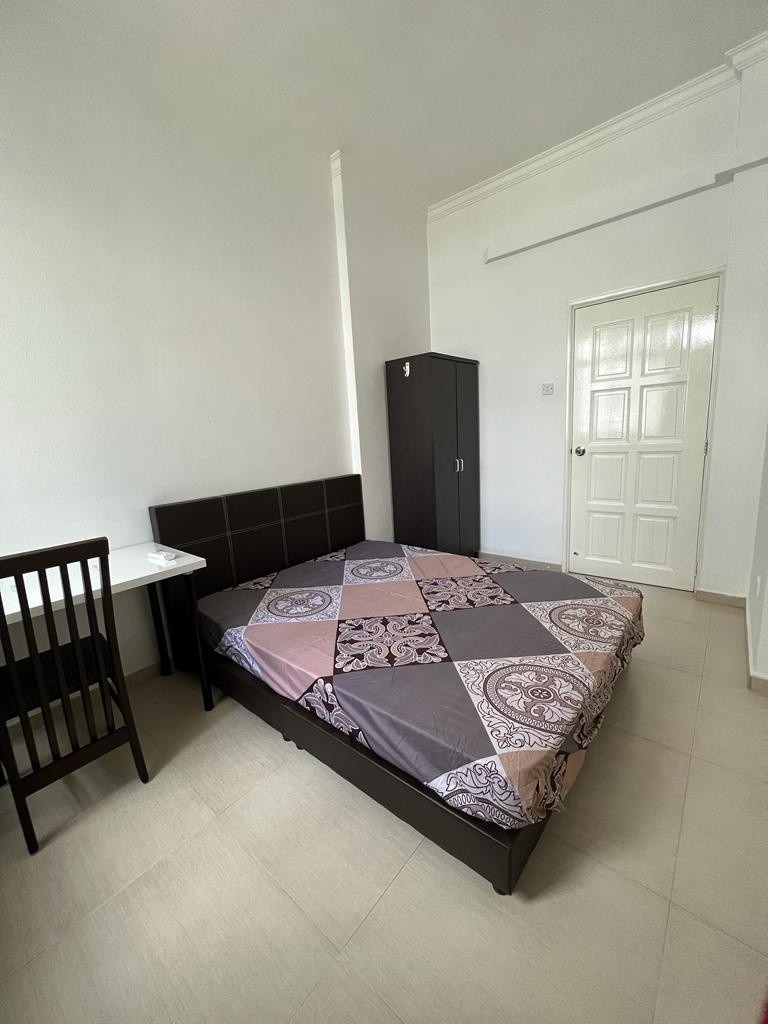 Available﻿ June 2 - Common Room/Include Utilities/Wifi/Aircon/No Agent Fee/Light Cooking Allowed/Washing Machine - Toa Payoh 大巴窑 - 分租房间 - Homates 新加坡