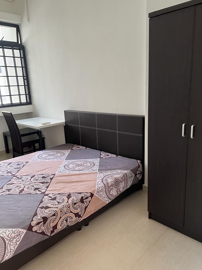 Available﻿ June 2 - Common Room/Include Utilities/Wifi/Aircon/No Agent Fee/Light Cooking Allowed/Washing Machine - Toa Payoh 大巴窑 - 分租房间 - Homates 新加坡