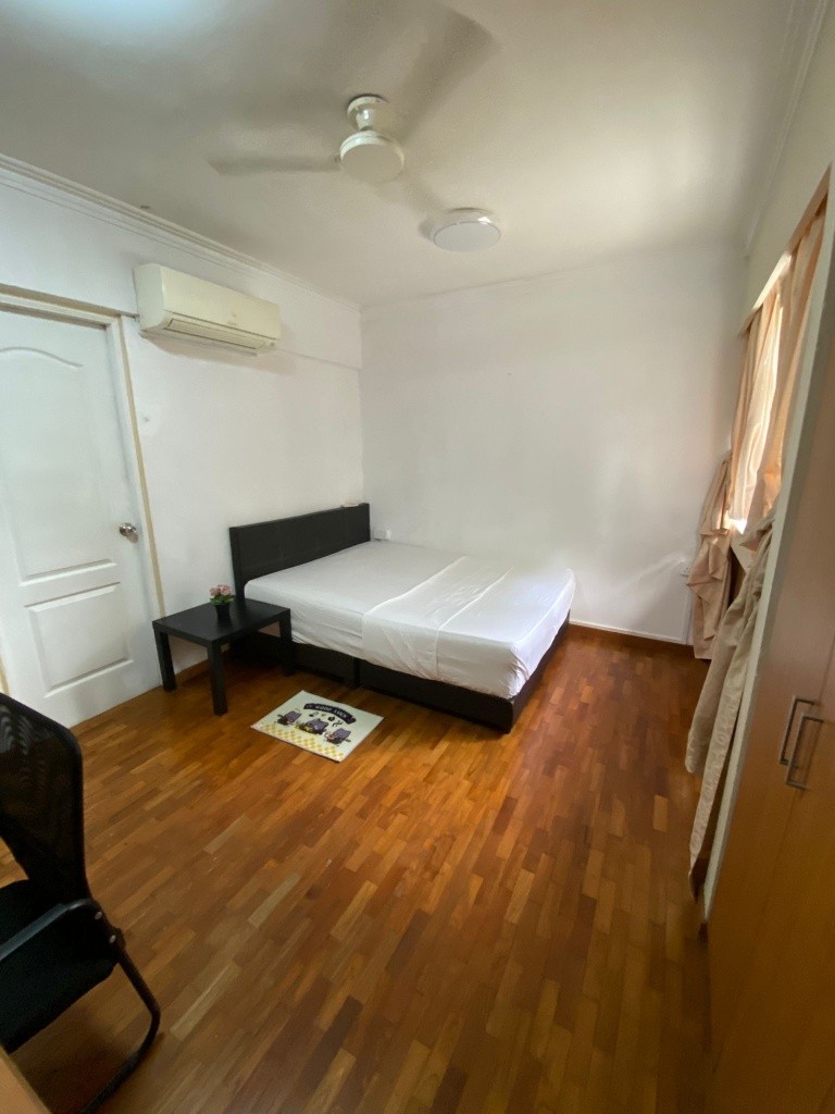 Room for rent / CLEMENTI / Common room / 1-2 pax stay / Available NOV 6 - Clementi 金文泰​​ - 分租房間 - Homates 新加坡