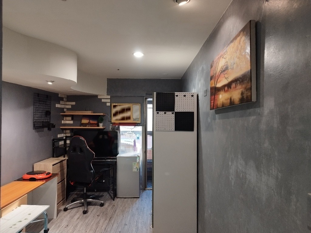 台中市 北區 獨立門牌 台水電 電梯大樓  位於14樓 權狀10坪 有獨立陽台通風採光好 獨曬獨洗 不會淋雨  - 北区 - 独立套房 - Homates 台湾