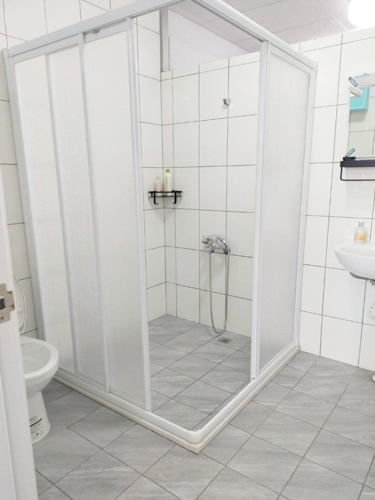 Studio &amp; bedroom for short &amp;long term rental. - Daya - Bedroom - Homates Taiwan