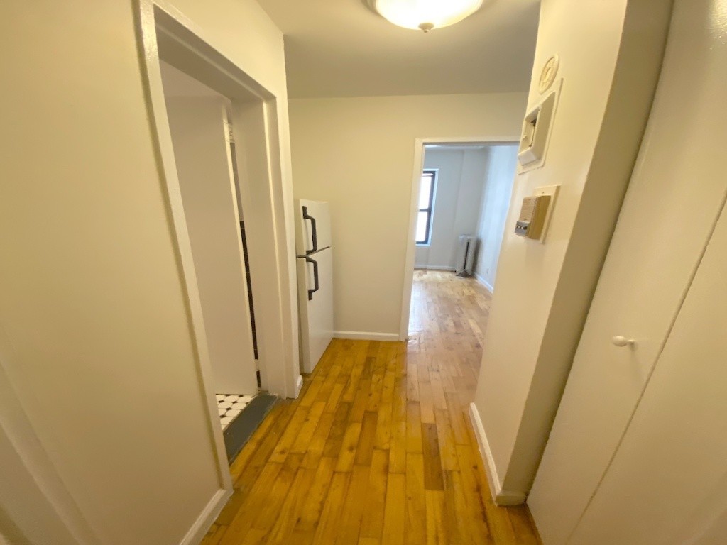 曼哈顿中城近帝国大厦两室一厅出租_$4800/月包水暖 -  - Flat - Homates United States