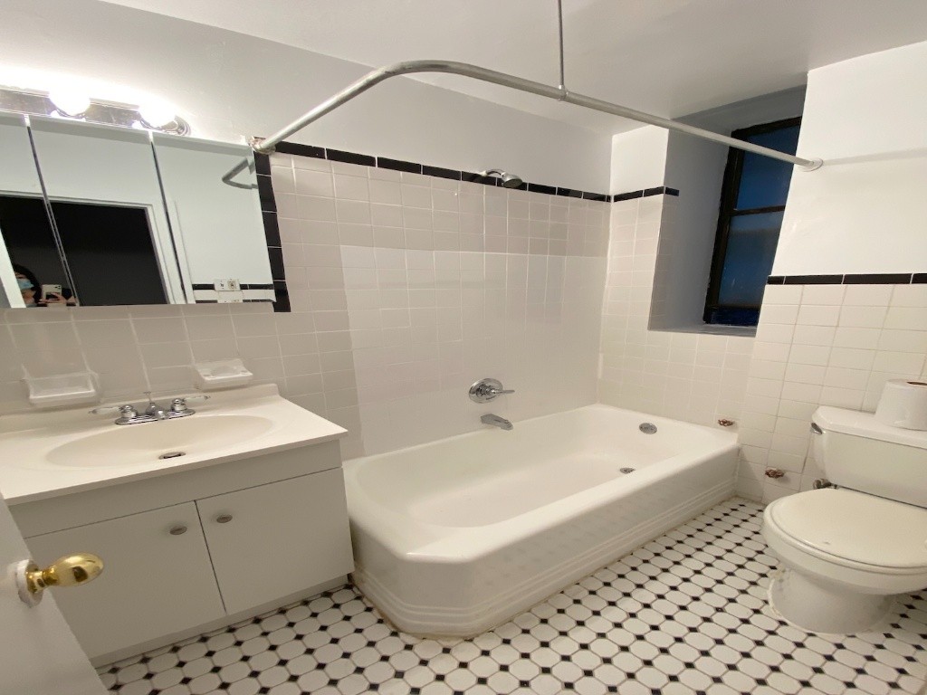 曼哈顿中城近帝国大厦两室一厅出租_$4800/月包水暖 -  - Flat - Homates United States