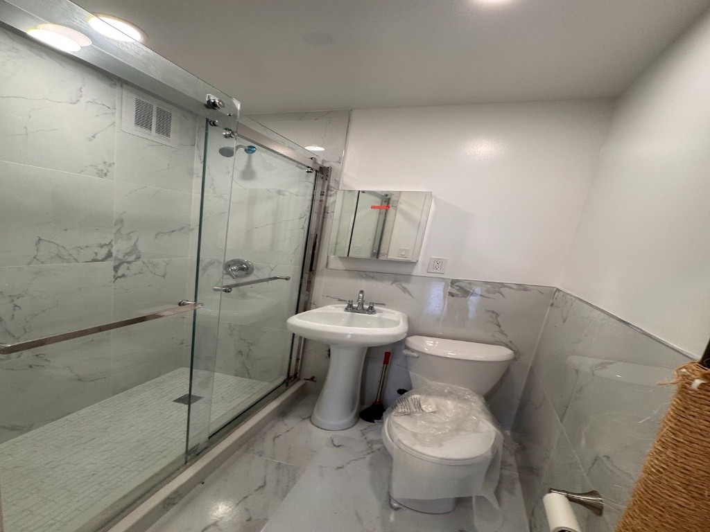 纽约曼哈顿东哈乐门两套公寓公展1595&amp;1815 -  - 整套出租 - Homates 美國